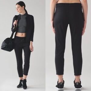 Lululemon On The Fly Pant *28" Black Sz 4